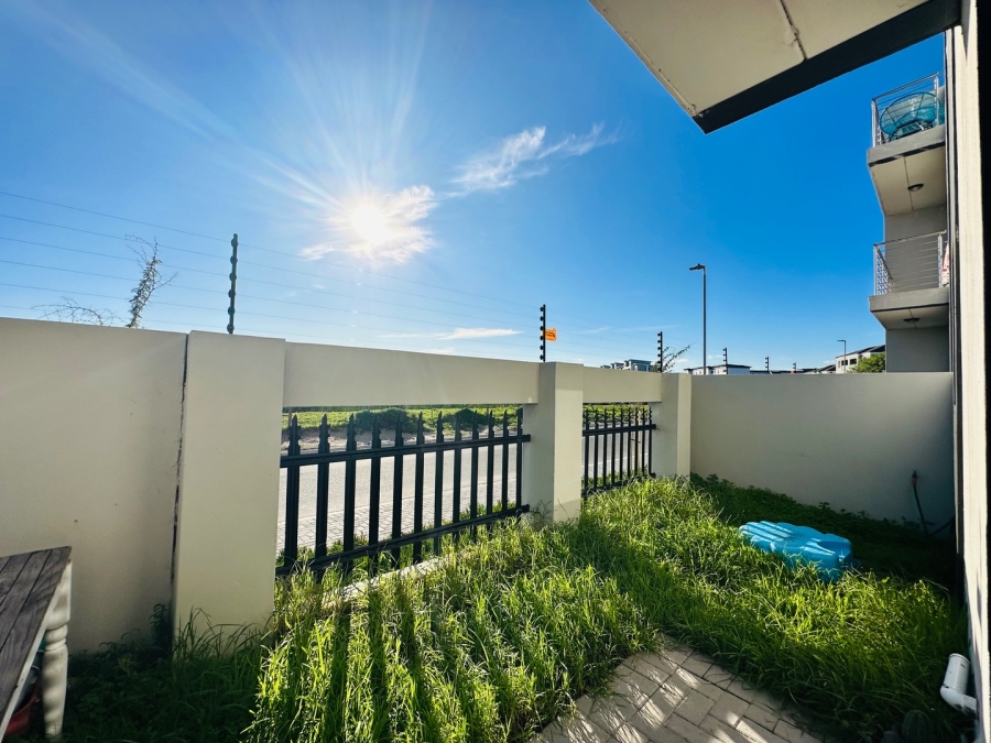2 Bedroom Property for Sale in Parklands Western Cape